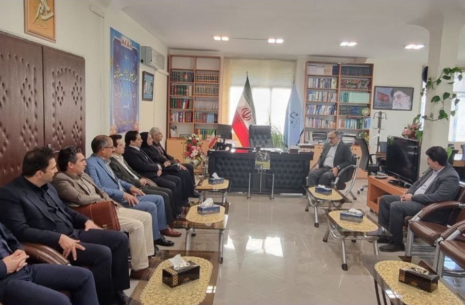 دیدار اعضای هیات مدیره کانون وکلای دادگستری کرمانشاه با دادستان استان
