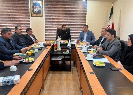 برگزاری نشست مشترک هم‌اندیشی میان کانون وکلای اردبیل و دانشگاه جامع علمی‌ ـ‌ کاربردی استان