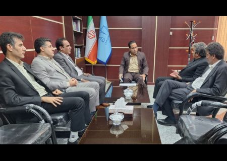 دیدار اعضای هیأت مدیره کانون وکلای لرستان با رئیس دادگاه‌های عمومی و انقلاب خرم‌آباد