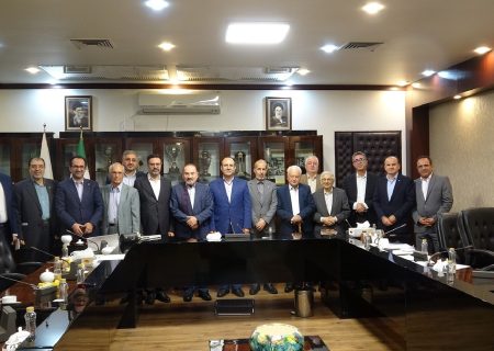 تقویت نهاد وکالت در گرو همکاری تنگاتنگ اتحادیه و کانون مرکز است