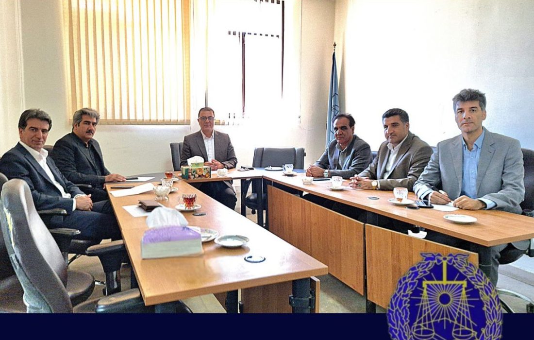 اعمال محدودیت برای وکیل، نظم عمومی جامعه را مختل میکند