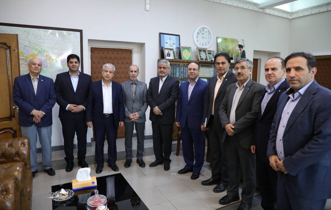 ضرورت تشکیل کمیته مشترک میان دادگستری و کانون وکلا برای توسعه همکاری‌ها