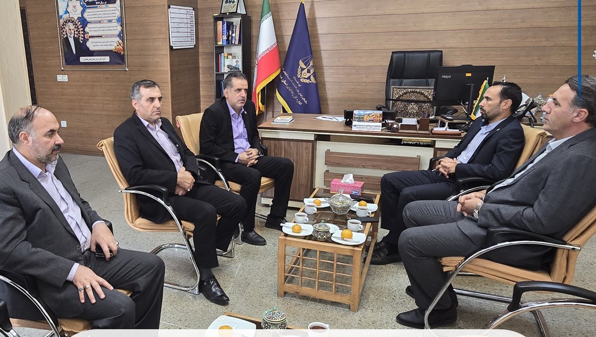 حضور وکلا در زندان‌ها اقدامی مؤثر برای صیانت از حقوق زندانیان و پیشگیری از جرم است - اسکودا | اسکودا