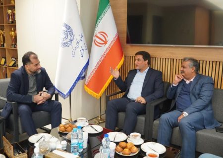 دیدار نماینده آزادشهر و رامیان در مجلس با رئیس کانون وکلای دادگستری گلستان