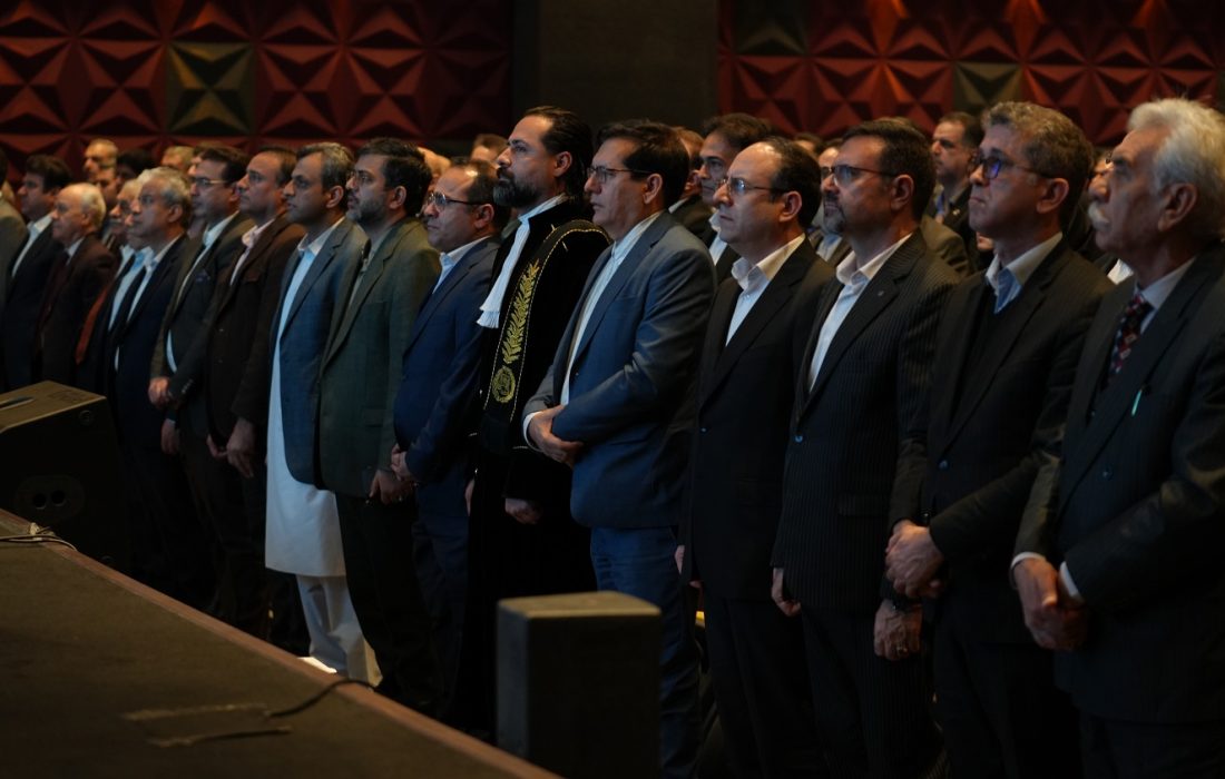 قانون تسهیل حقوق مردم را تضعیف کرده و نهاد وکالت را روز به روز به قهقرا می‌برد