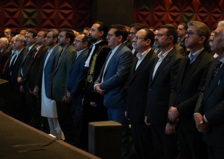 قانون تسهیل حقوق مردم را تضعیف کرده و نهاد وکالت را روز به روز به قهقرا می‌برد