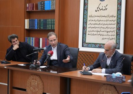 برگزاری نشست خبری رئیس کانون وکلای آذربایجان شرقی به مناسبت هفته وکیل مدافع