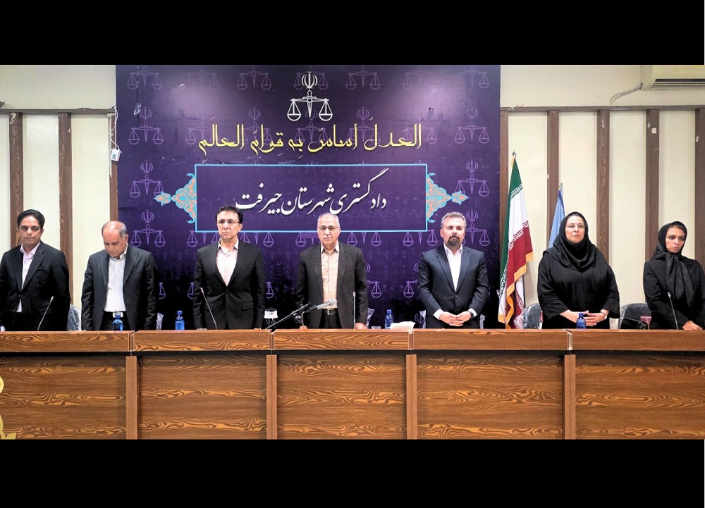 نشست هم‌اندیشی اعضای هیأت مدیره کانون وکلای دادگستری کرمان با وکلای خطه جنوب - اسکودا | اسکودا
