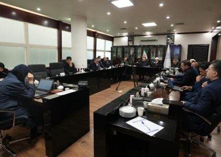 پذیرش وکالت بیش از  ۲۰ هزار نفر از آسیب‌دیدگان جنگ تحمیلی سوم از سوی کانون وکلای مرکز