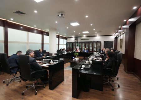 آغاز فرآیند تدوین «سند چشم‌انداز و برنامه عملیاتی پنج ‌ساله کانون وکلای دادگستری مرکز»