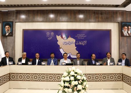 جایگاه محوری اتحادیه سراسری کانون‌های وکلای دادگستری ایران در تعامل با قوای سه‌گانه
