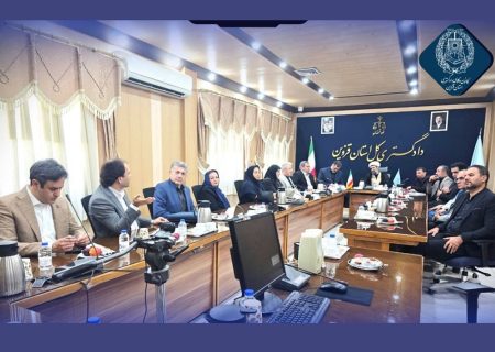 امروز وکلای دادگستری، مشکلات مردم را مشکلات خود می‌دانند
