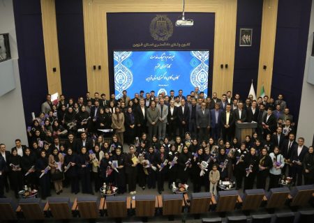 وکلای ماندگار؛ متخلق به اخلاق حرفه‌ای، جامع‌نگر و نکته‌بین هستند