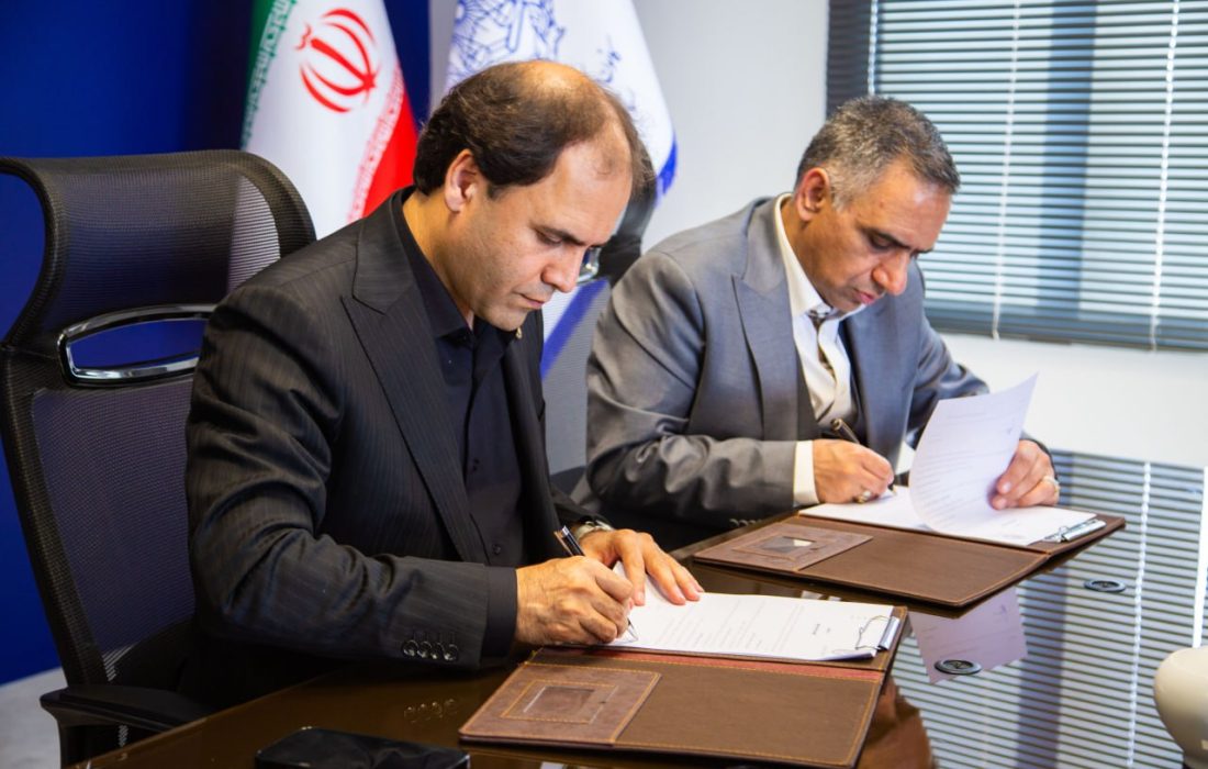 امضای تفاهمنامه همکاری میان کانون وکلای قزوین و اتاق بازرگانی، صنایع، معادن و کشاورزی استان