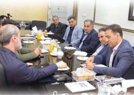 تأکید کانون وکلای دادگستری و کمیته امداد چهارمحال و بختیاری بر توسعه همکاری‌های مشترک