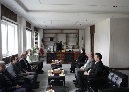 دیدار اعضای هیأت مدیره کانون وکلای دادگستری استان کرمانشاه با فرمانده انتظامی استان