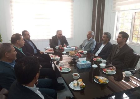 دیدار هیأت مدیره کانون وکلای دادگستری استان مرکزی با رئیس دادگستری و دادستان شهرستان زرندیه