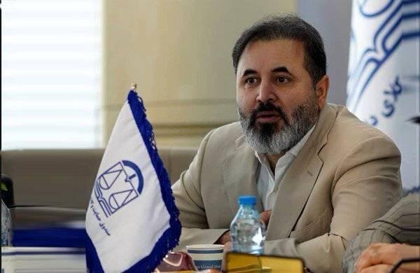 بازنشستگان دارای پروانه وکالت، مشمول حمایت‌های صندوق نیستند